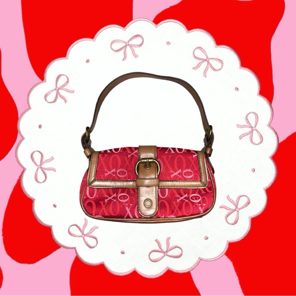 2000s xoxo purse 💋